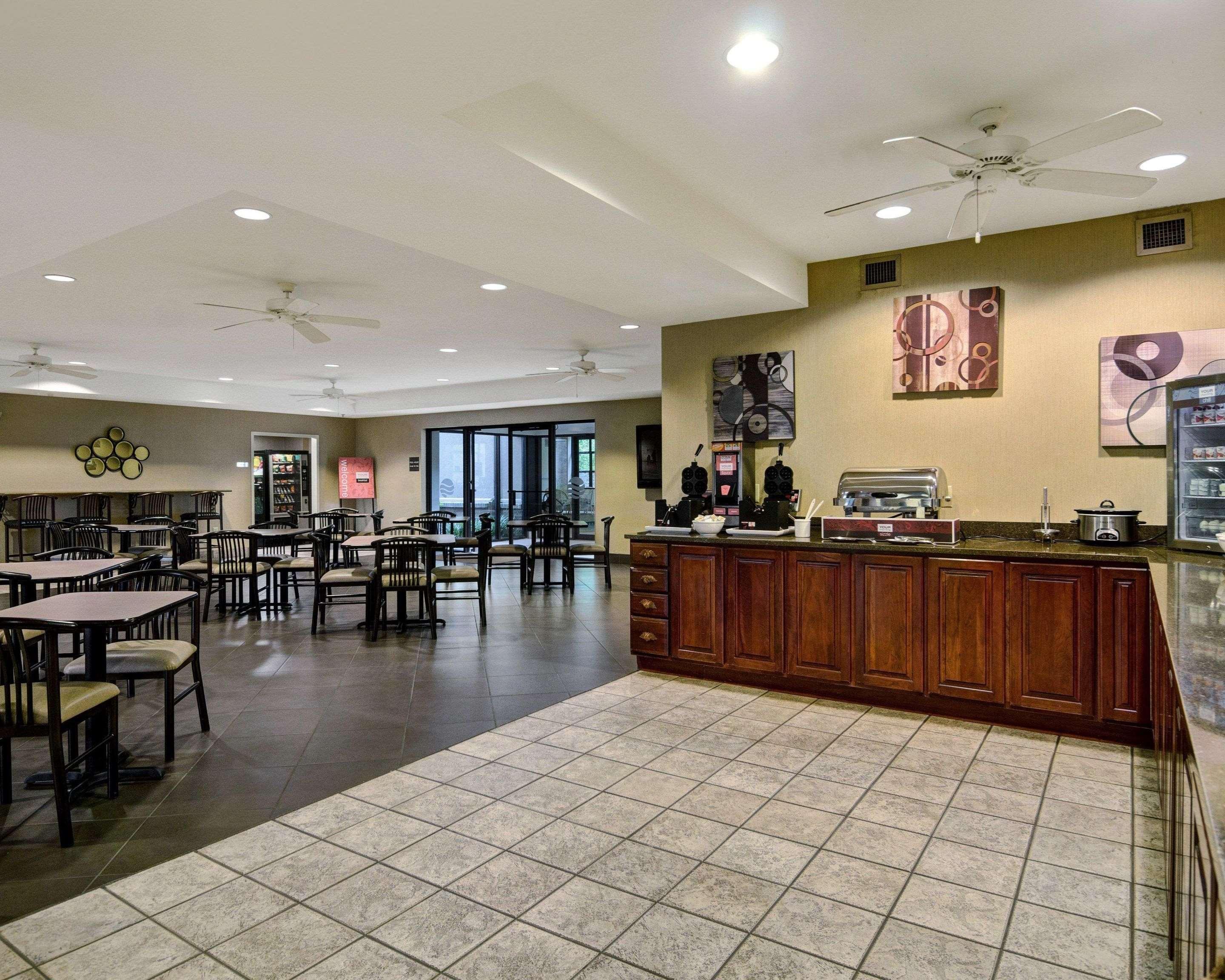 Comfort Inn & Suites Hot Springs Central Ngoại thất bức ảnh